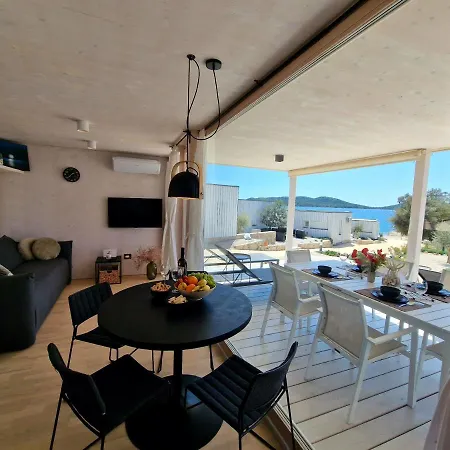 Buqez Eco - Beach 41 - Seaview Villa